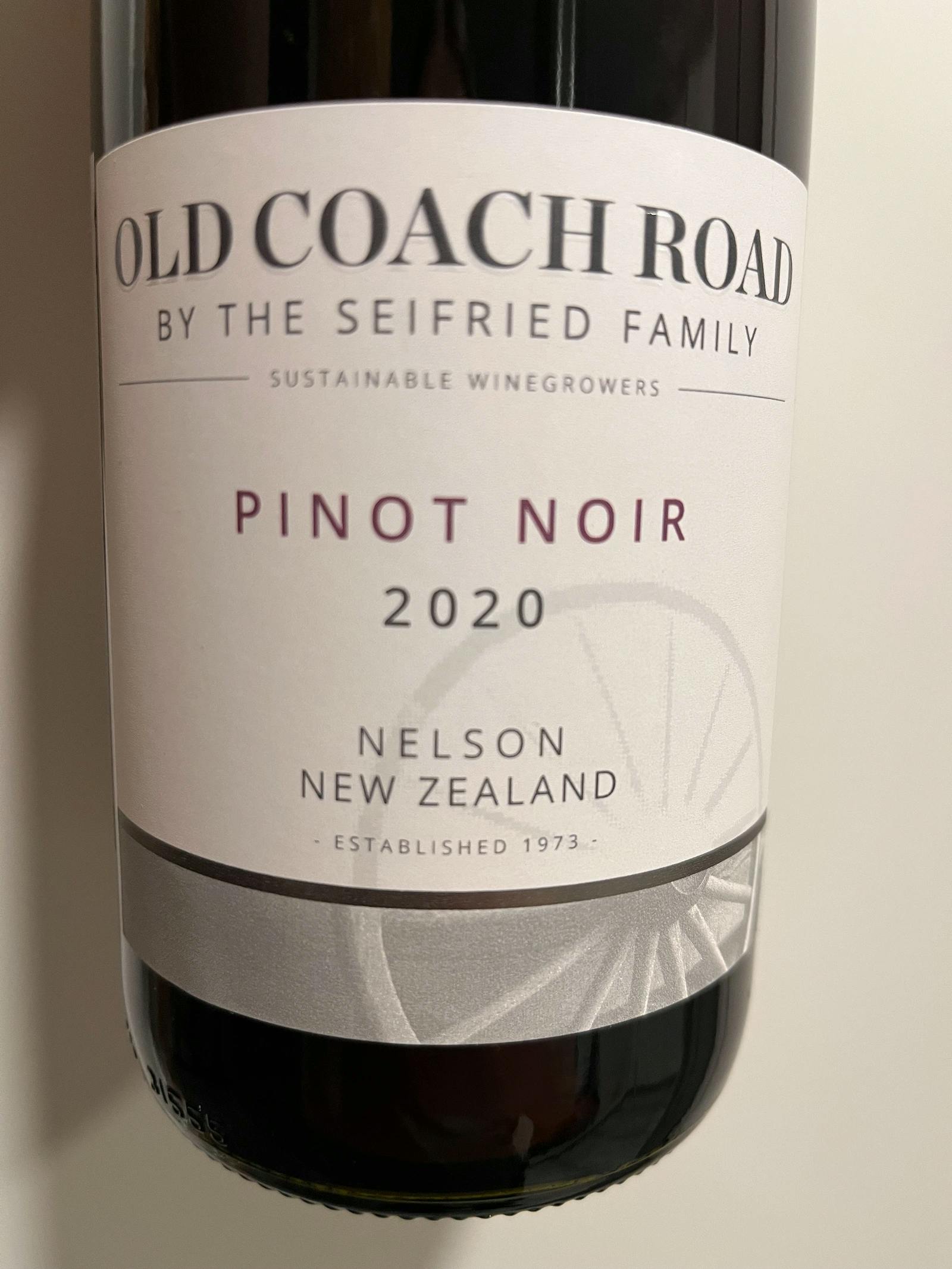 Seifried Family Old Coach Road Pinot Noir 2020