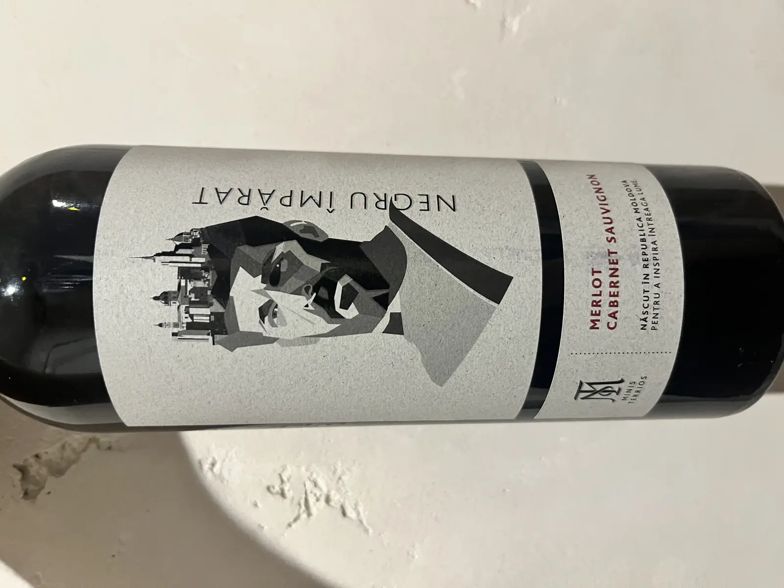 Minis Terrios Negru Împărat 2020